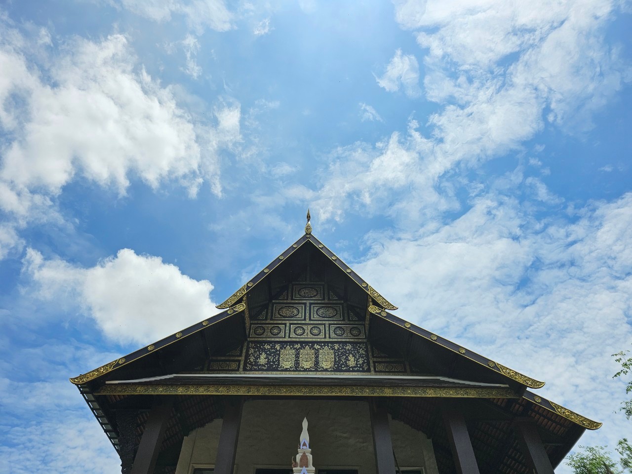Gallery of วิหารพระสิงห์ กรุงเทพฯ