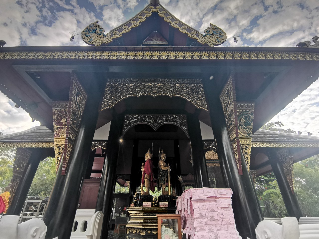 Gallery of มณฑปท้าวเวสสุวรรณ ม่อนกุเวร